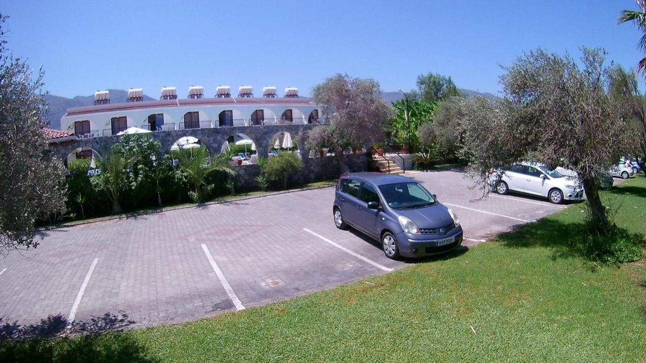 Bare Hill Holiday Apartments Krini Exterior photo